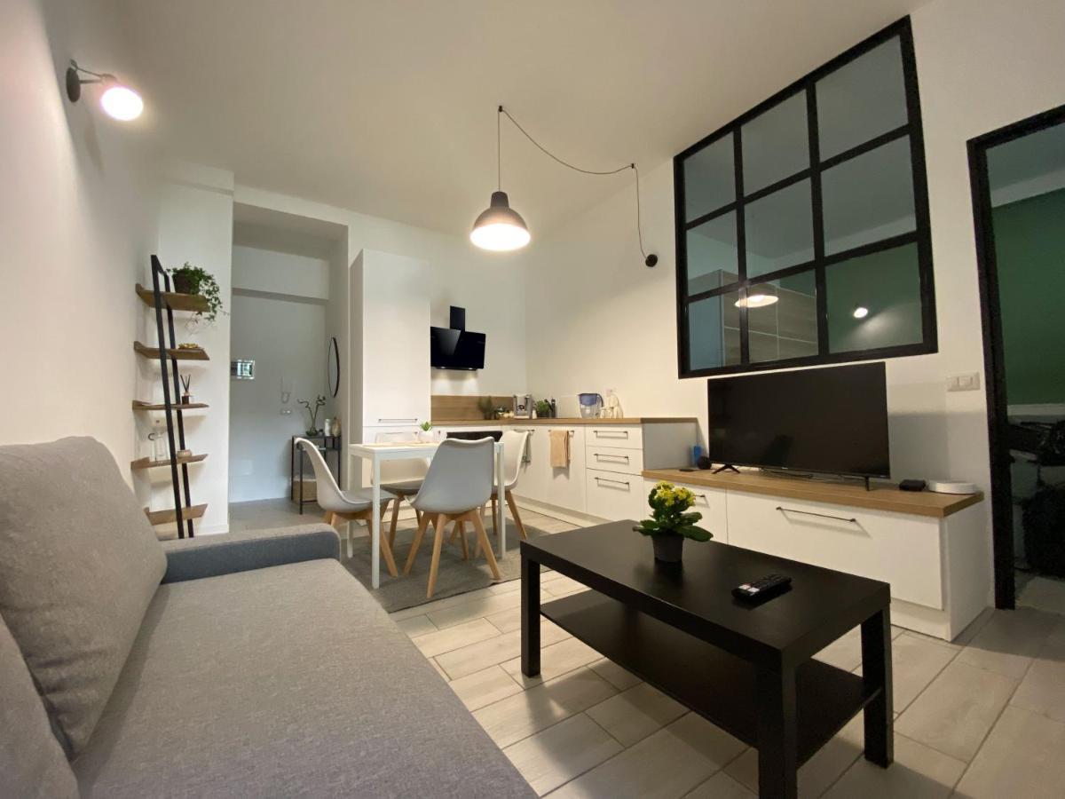 The Hideaway City House Милано Екстериор снимка